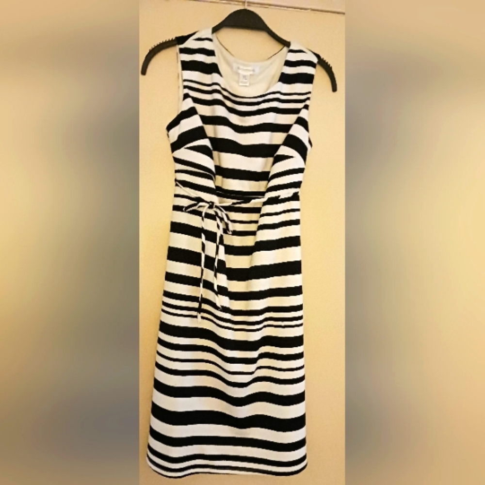 Black & white striped maternity dress Sz S nwt